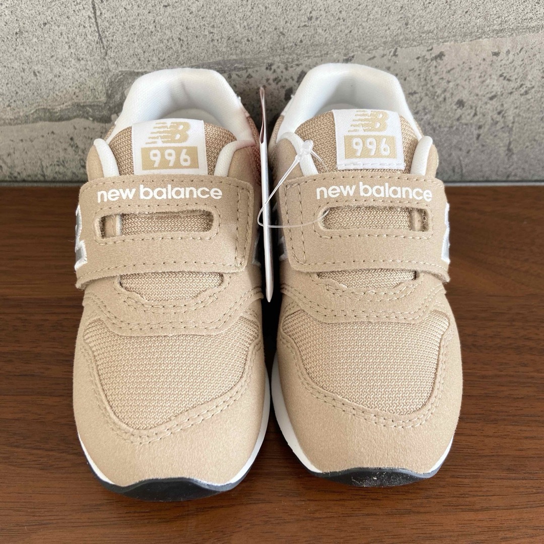 New Balance - 【新品】13.5センチ ベージュ ニューバランス