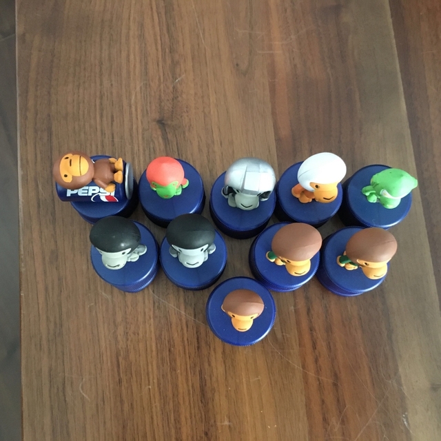 A BATHING APE - APEとペプシのコラボのボトルキャップの通販 by