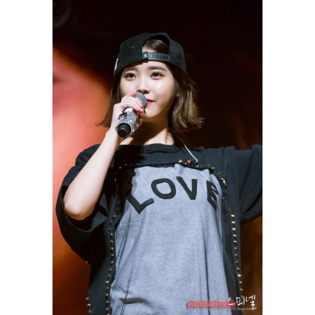 IU アイユ 2013年MODERN TIMESコンサート 公式 帽子 キャップの通販は