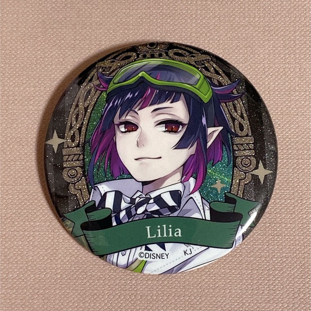 ツイステ リリア 缶バッジの通販 by める's shop｜ラクマ