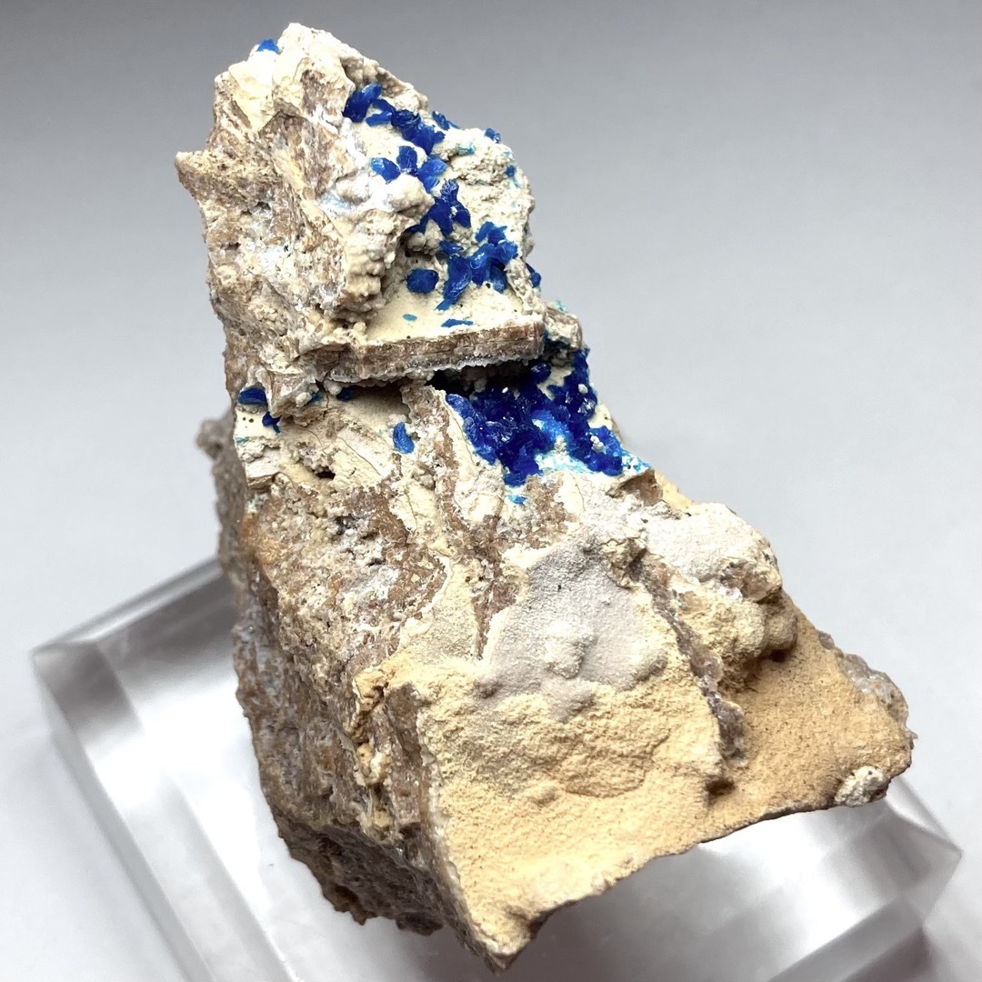 ベゼリ石 ベゼライト 母岩付き 鉱物 鉱石 天然石 原石 鉱物標本の通販