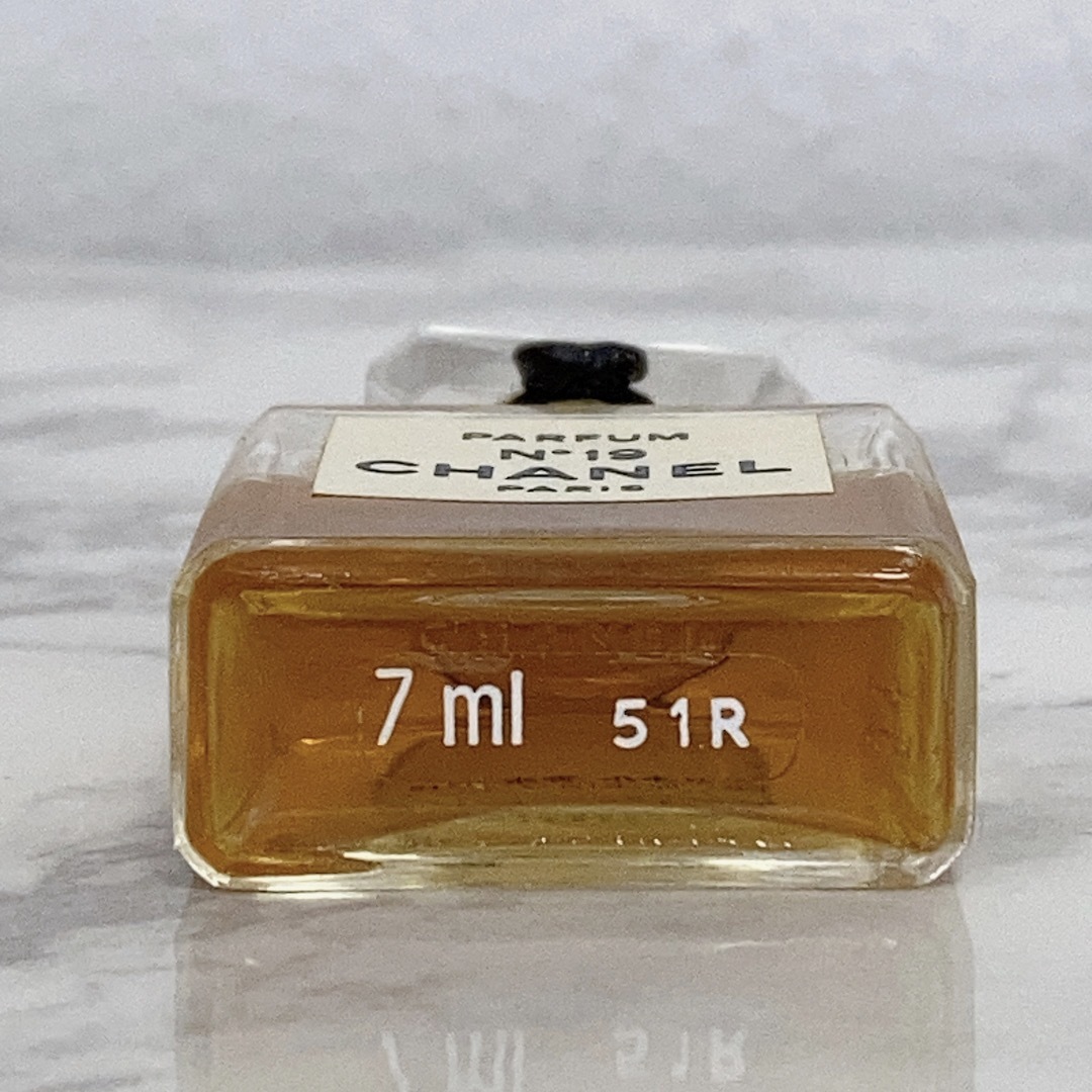 CHANEL - 美品 未使用 シャネル N°19 パルファム 7ml 香水の通販 by