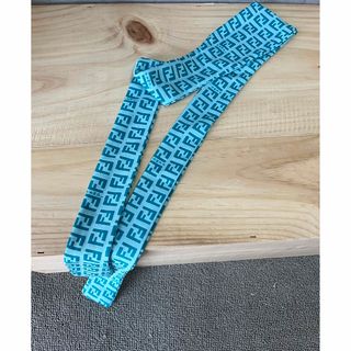 FENDI（バレッタ/ヘアクリップ）のフリマアイテム一覧