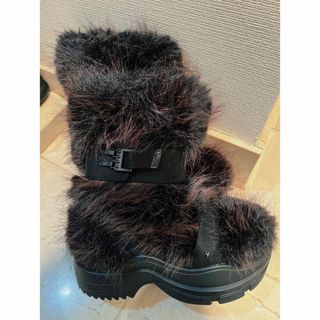 Yellow bootsのフリマアイテム一覧