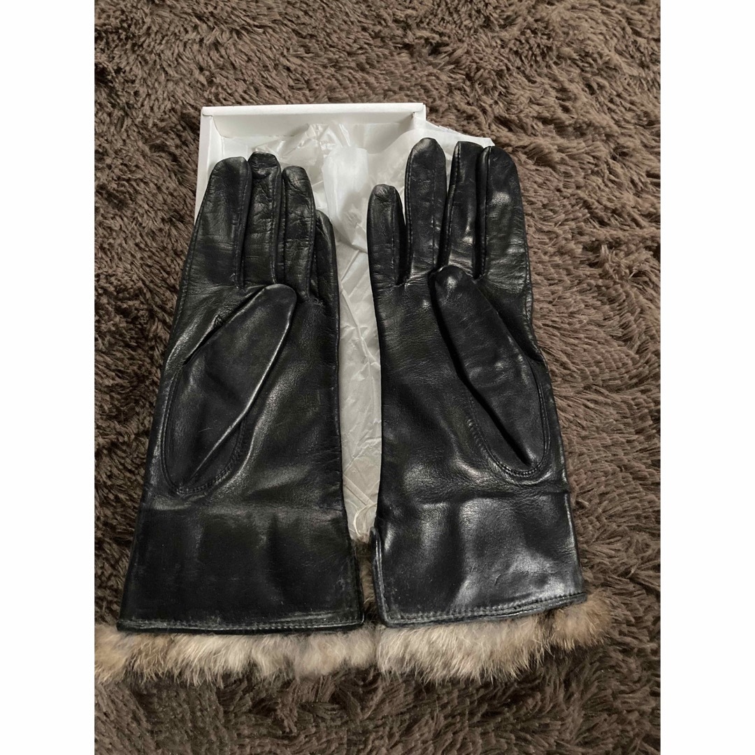 FURLA - 【未使用】イタリア製FURLA☆ラム革のファー付き手袋の通販 by