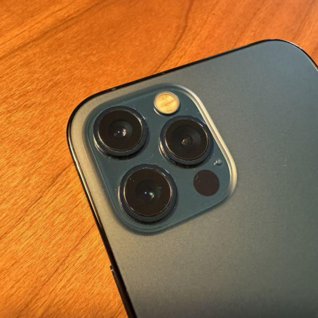 Apple - 米国版 iPhone 12 pro カメラ無音 256GB SIMフリーの通販 by