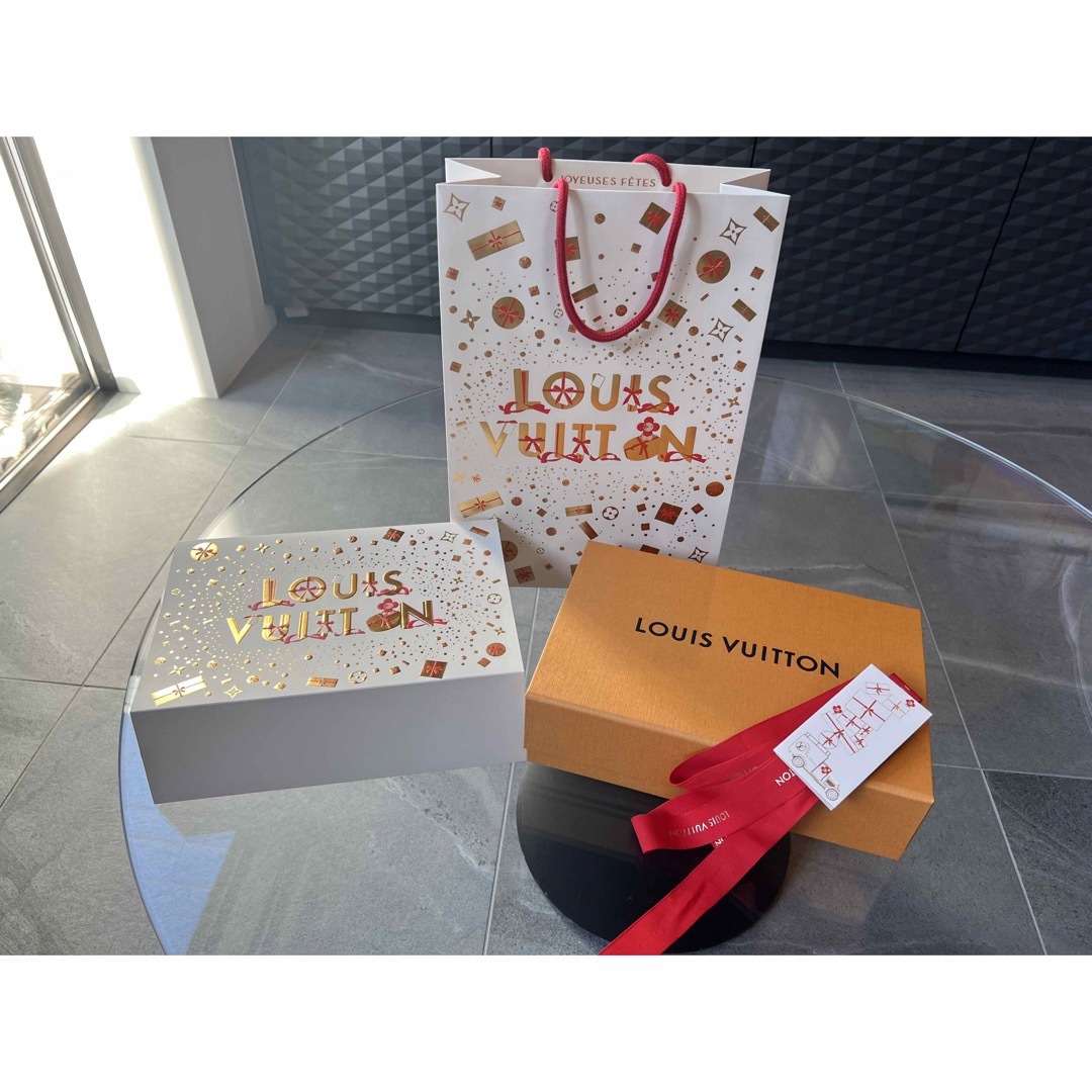 LOUIS VUITTON - LOUIS VUITTON ルイヴィトン クリスマス ショッパー