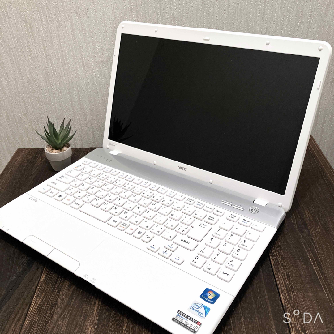 NEC - セール中❣️美品/すぐ使えるノートパソコン/DVD/白【訳あり】の
