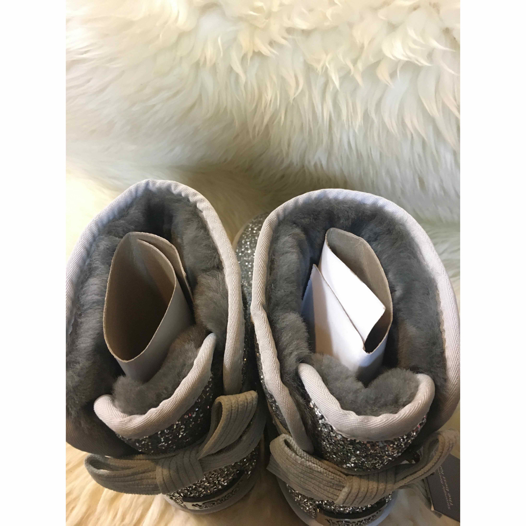 UGG - ピカピカグリッターリボンムートンブーツオーストラリアUGGの