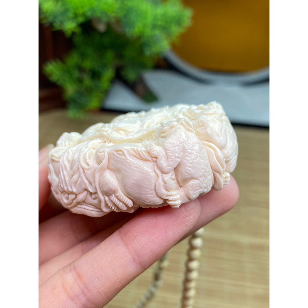 天然マンモス牙美しい手作り彫刻竜生九子 置物 天然マンモス牙美しい