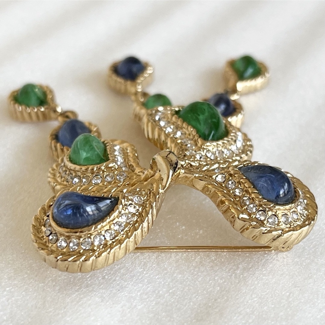 Christian Dior - Christian Dior ブローチの通販 by 割引クーポンご