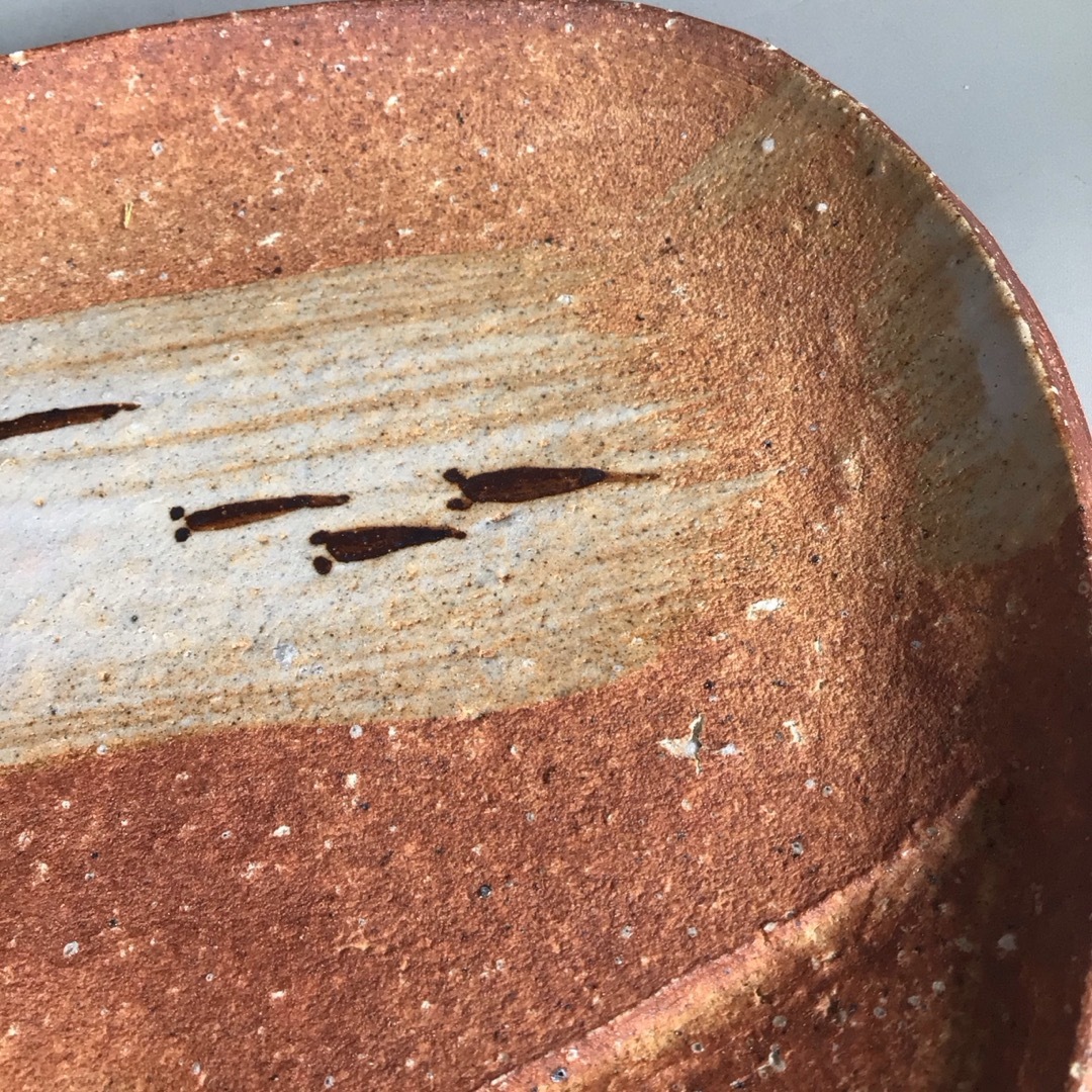 ラ734 皿 『信焼』『高橋斎造』『メダカ絵』『団扇皿』 共箱 菓子器