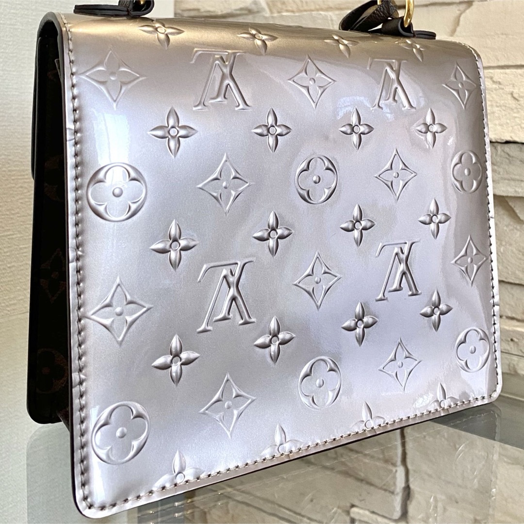 LOUIS VUITTON - 【新品・未使用】ルイヴィトン スプリング ストリート