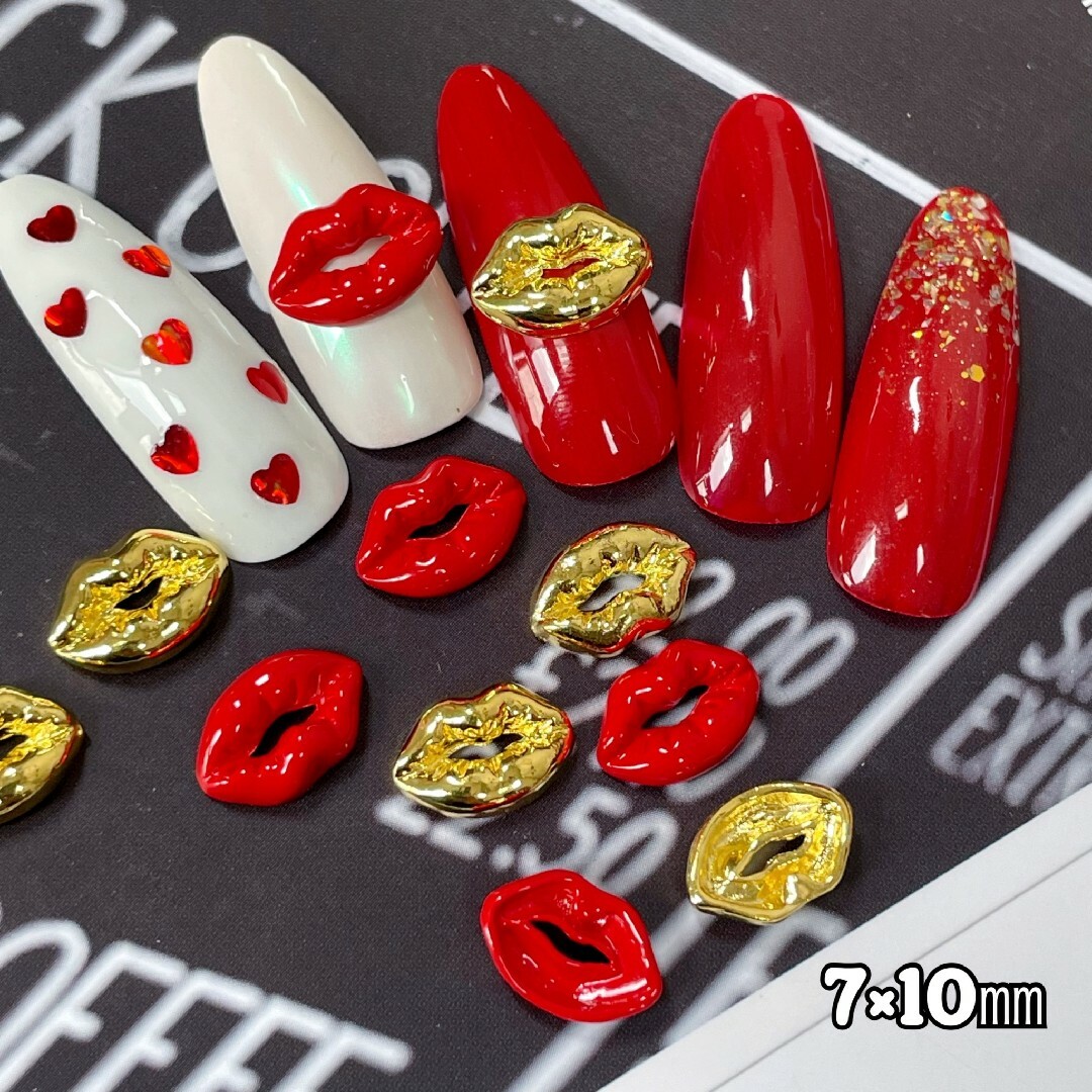 ネイルパーツ ベティ リップ 赤 ゴールド キスマークの通販 by