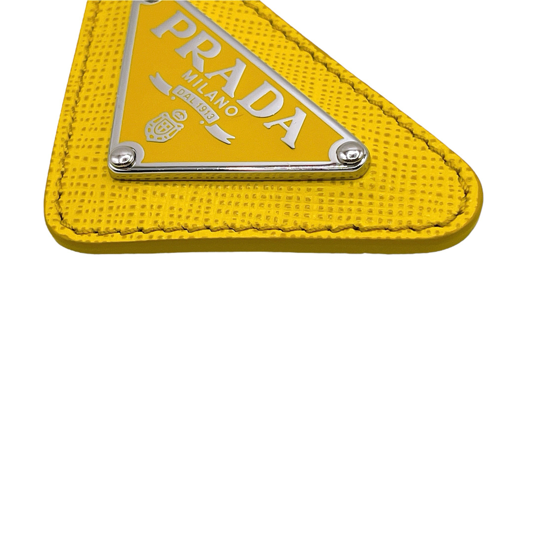 PRADA - 極美品 プラダ 三角プレート トライアングル ブローチ