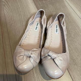 MIU MIU（バレエシューズ ・ ベージュ系）のフリマアイテム一覧