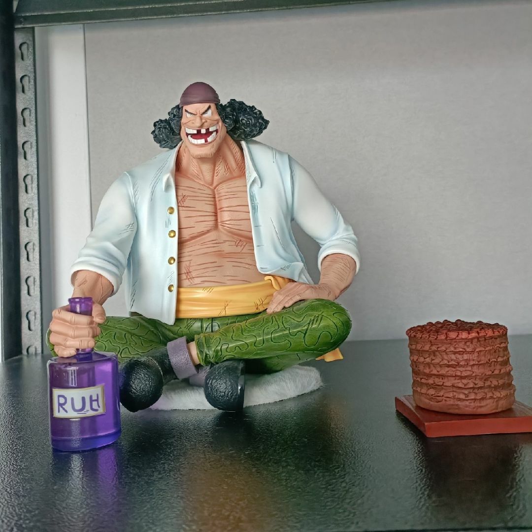 ワンピース 初登場 黒ひげ ティーチ マーシャル ガレージキット