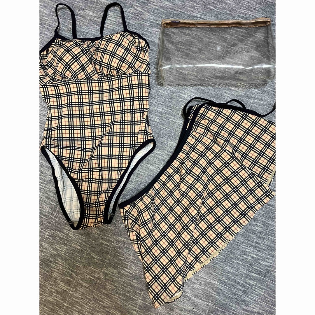 BURBERRY - バーバリー 水着 Mサイズの通販 by 良's shop｜バーバリー