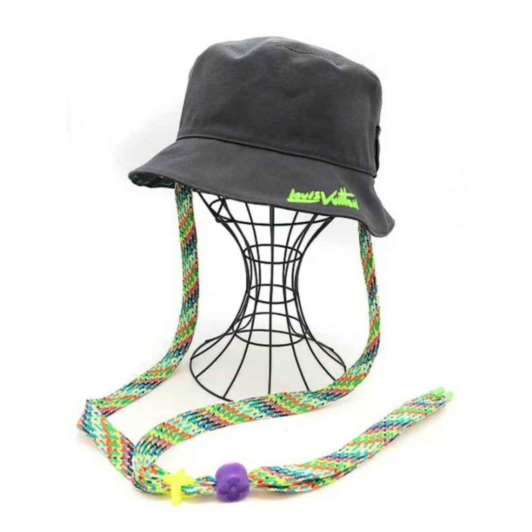 LOUIS VUITTON - ☆LOUISVUITTON☆新品未使用バケットハット☆の通販