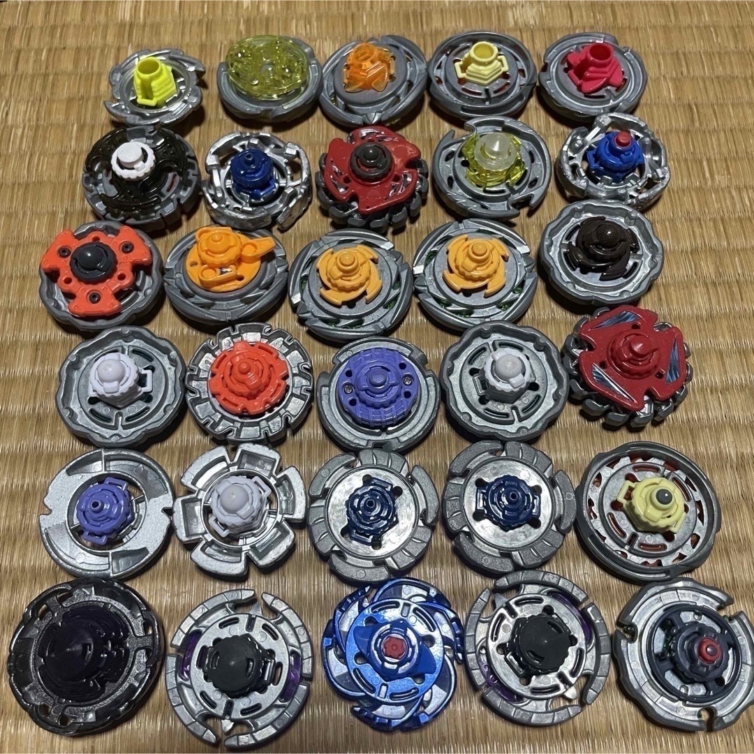 メタルファイトベイブレードまとめ売り の通販 by りゅう's shop｜ラクマ