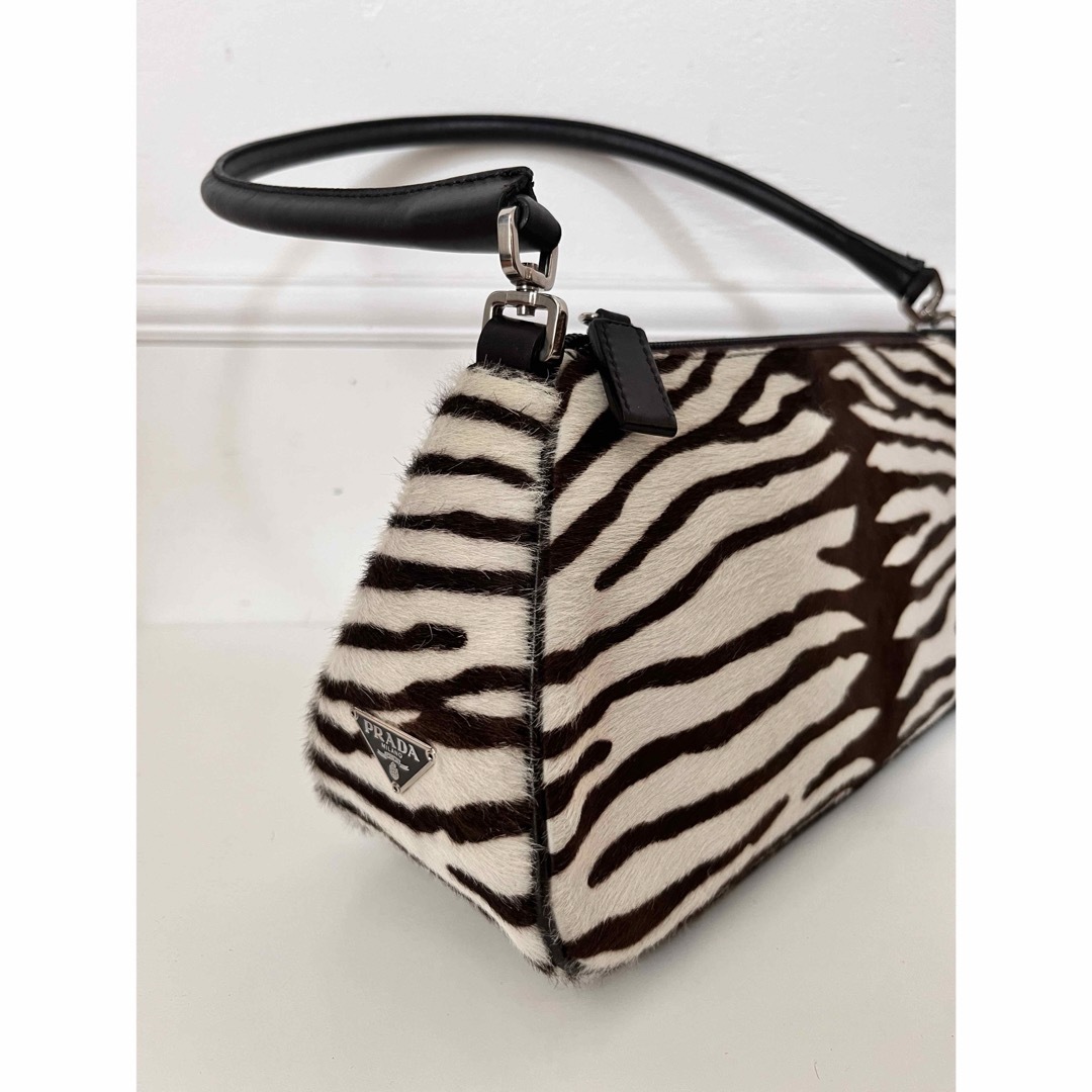 PRADA - PRADA ハラコ ショルダーバッグ ゼブラ柄の通販 by Maggie's