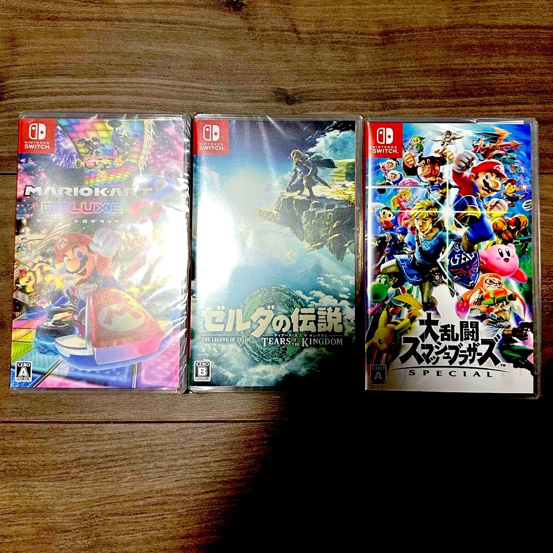 任天堂Switch ゼルダスマブラマリオカート3本セット