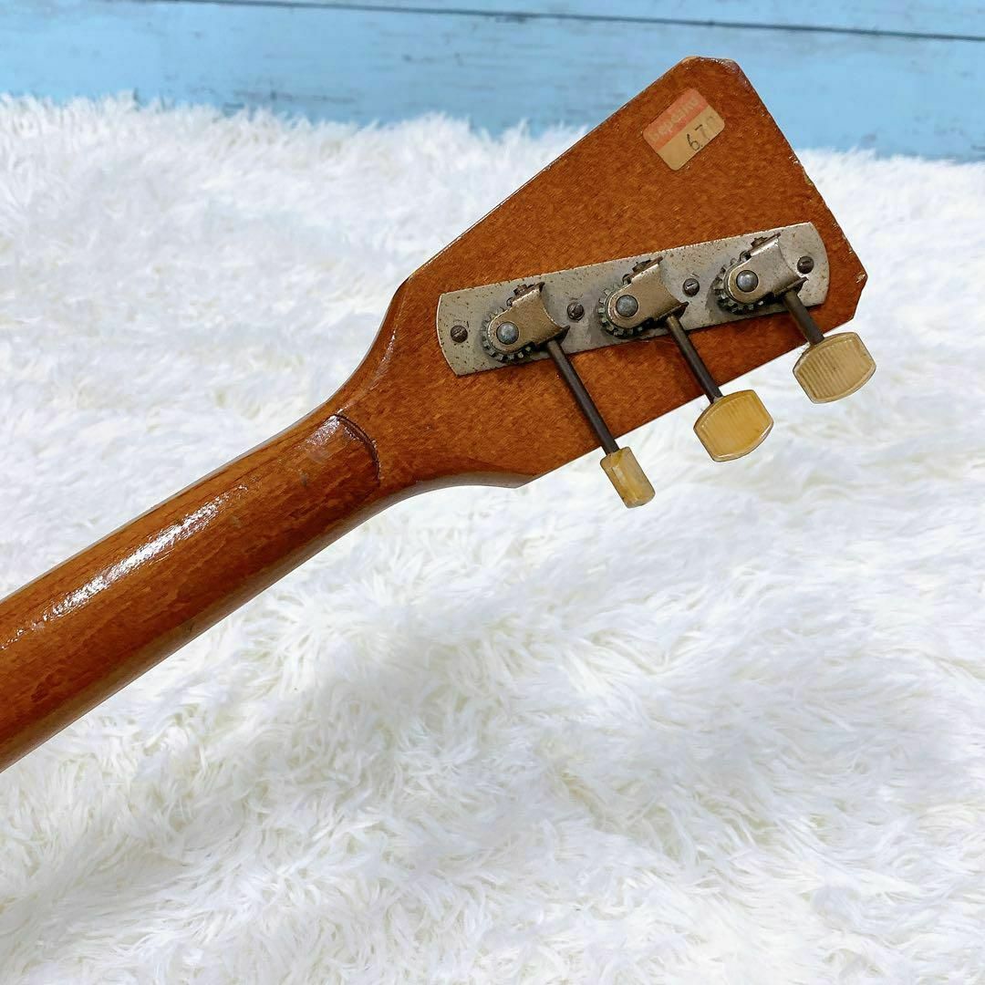 ロシア民族楽器 バラライカ バララーイカ 弦楽器の通販 by バナナ