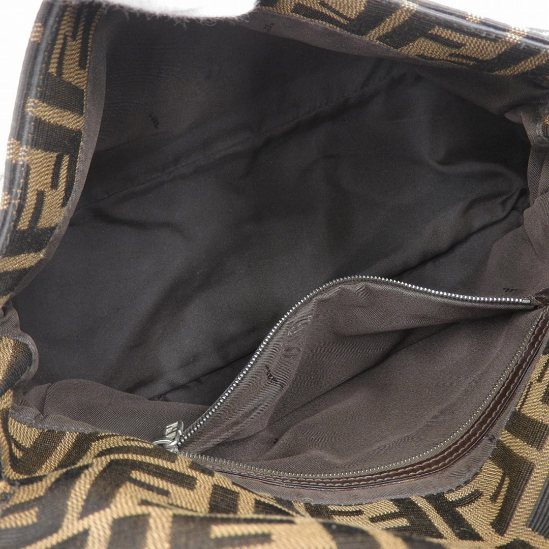 FENDI - 【本物保証】 フェンディ FENDI マンマバケット ワン