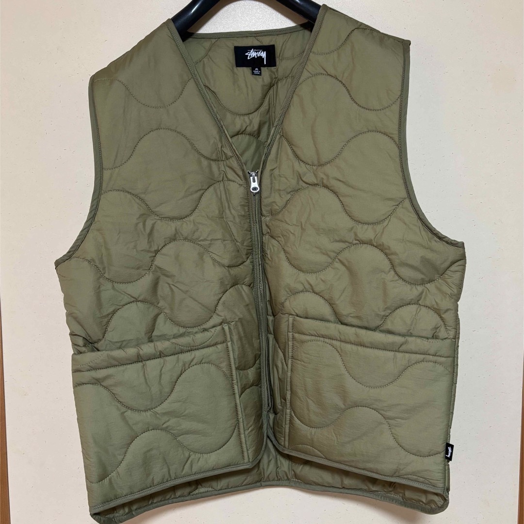 STUSSY - stussy キルティング ダウンベスト mサイズの通販 by 0513