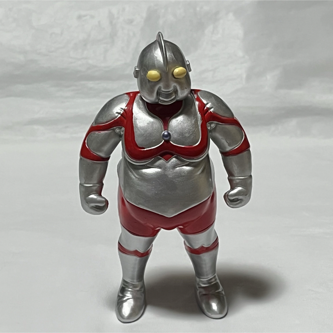 新品】デブトラマン ファットラマン フィギュア ぽっちゃり 特撮 の