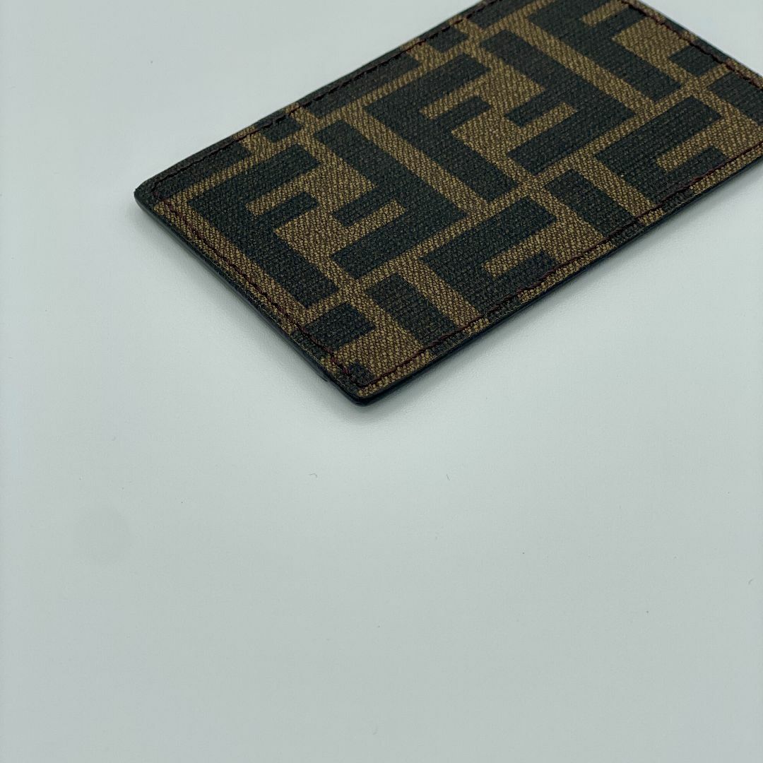 FENDI - 極美品 FENDI フェンディ カードケース ズッカ柄の通販 by Re