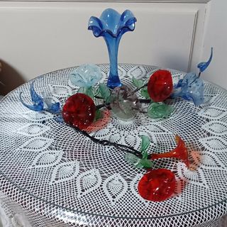 琉球ガラスの花瓶と7輪の花 工芸品の通販 by 木の実樹のママ｜ラクマ