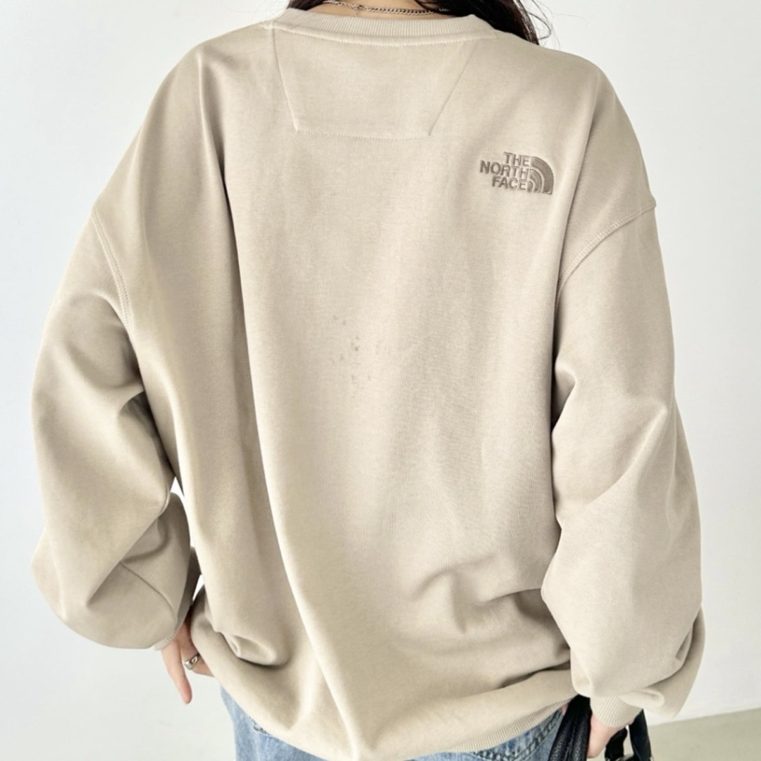 即納 新品 THE NORTH FACE ルーズフィット スウェット XLサイズ