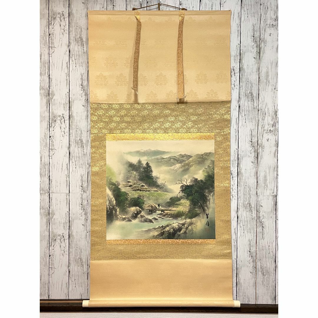 日本画家春草 掛軸 肉筆保証 木箱付 日本画家春草 掛軸 肉筆保証 木箱