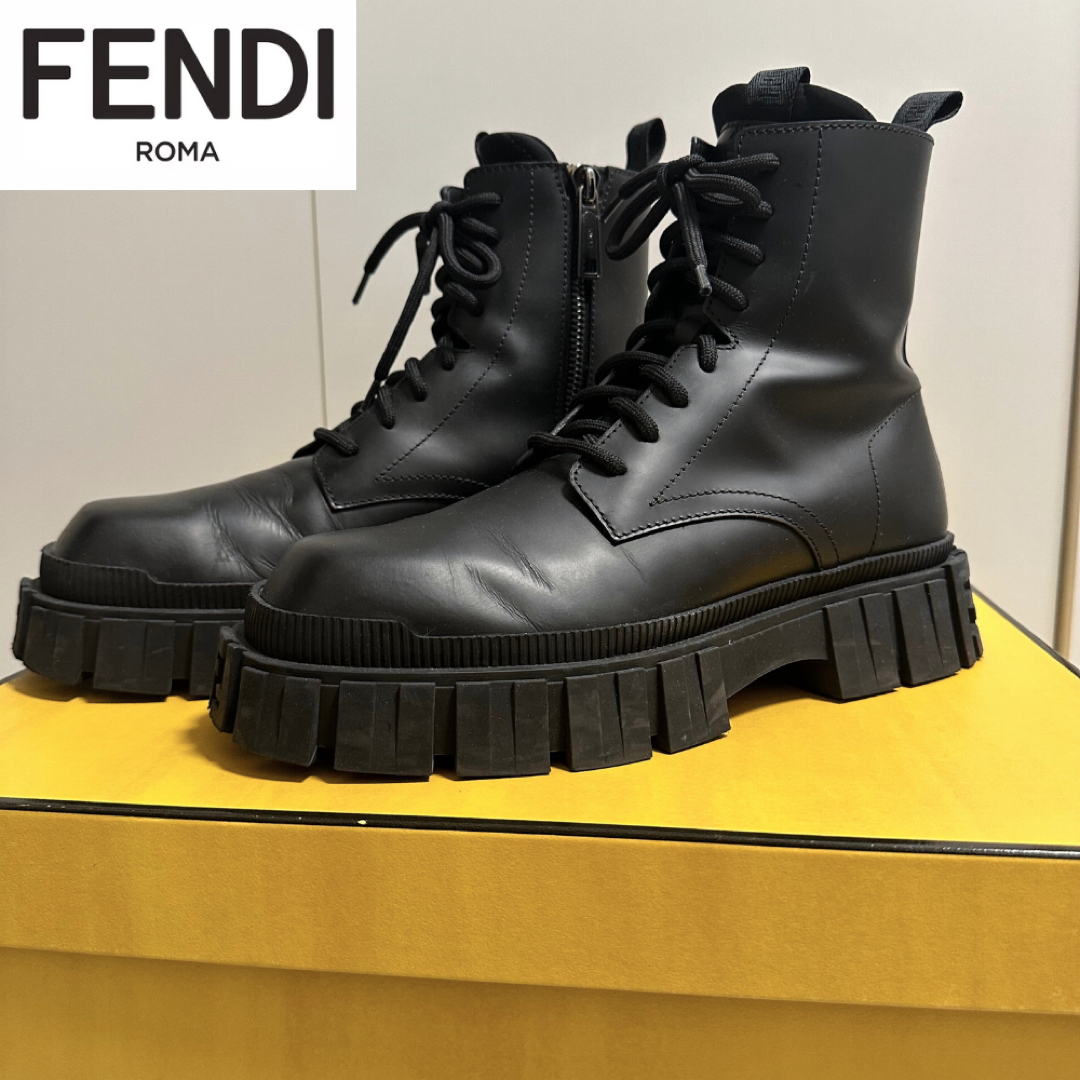 FENDI - FENDI フォース アンクルブーツFFロゴ入り ブラック レザー
