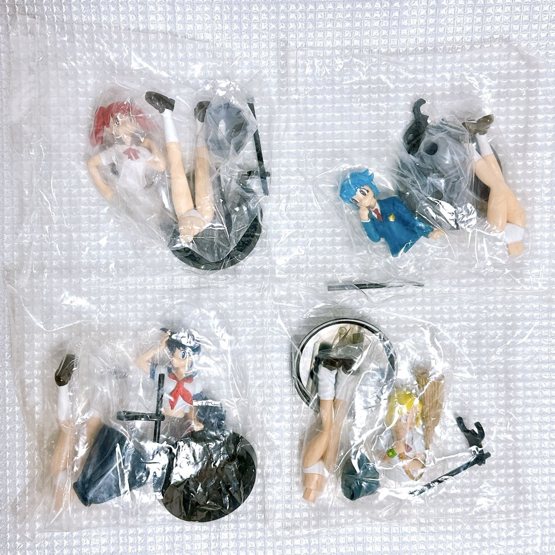 ケロロヒロインズ スクールコレクション フィギュア 夏美 小雪 桃華