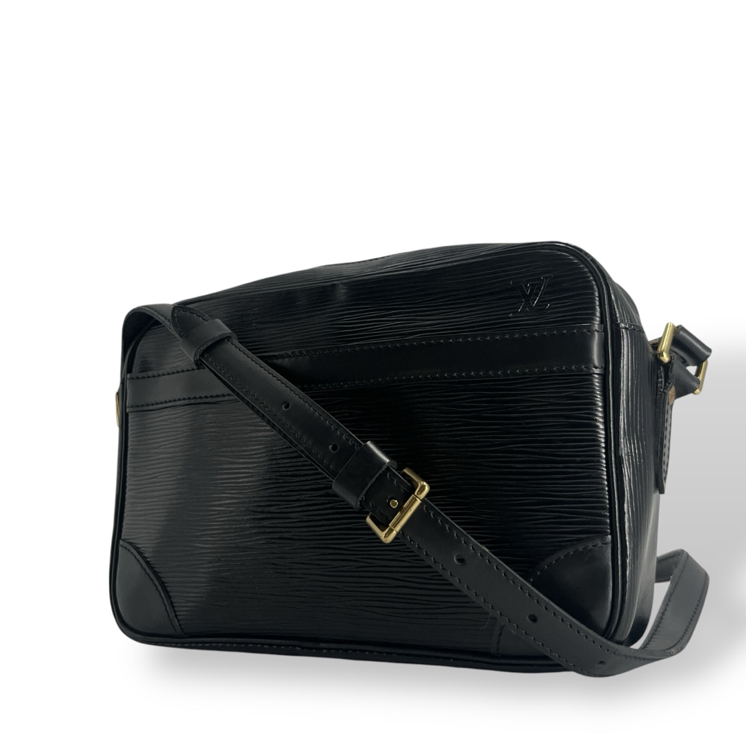 LOUIS VUITTON - ルイヴィトン ショルダーバッグ トロカデロ24 ロゴ型