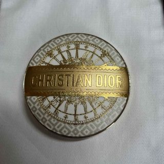 Dior（フェイスパウダー）のフリマアイテム一覧