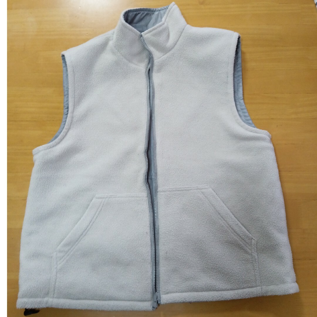 UNIQLO - lovelivelife(ユニクロ) リバーシブルベストの通販 by しるべ