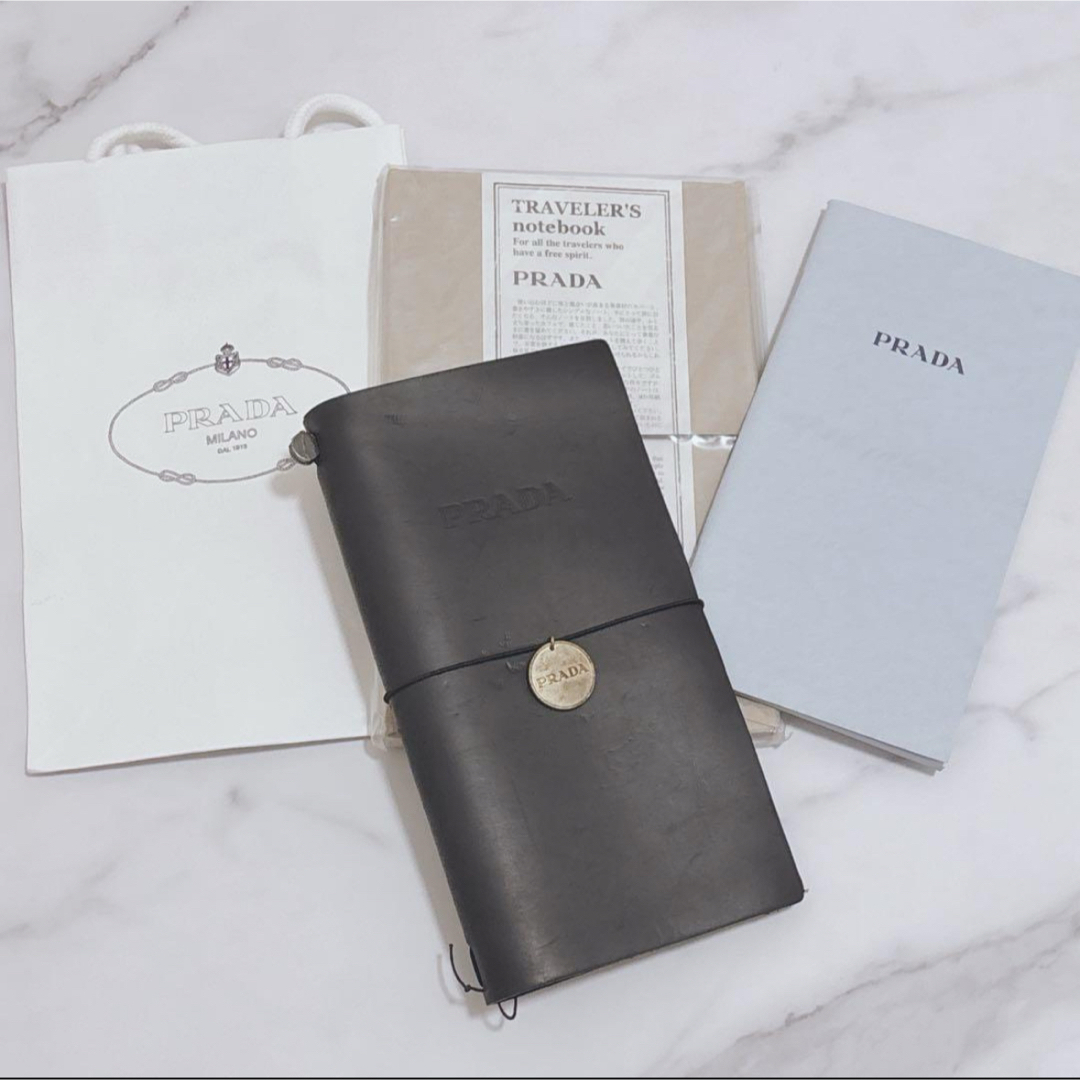 PRADA 黒レザー トラベラーズノート PRADA 黒レザー トラベラーズ