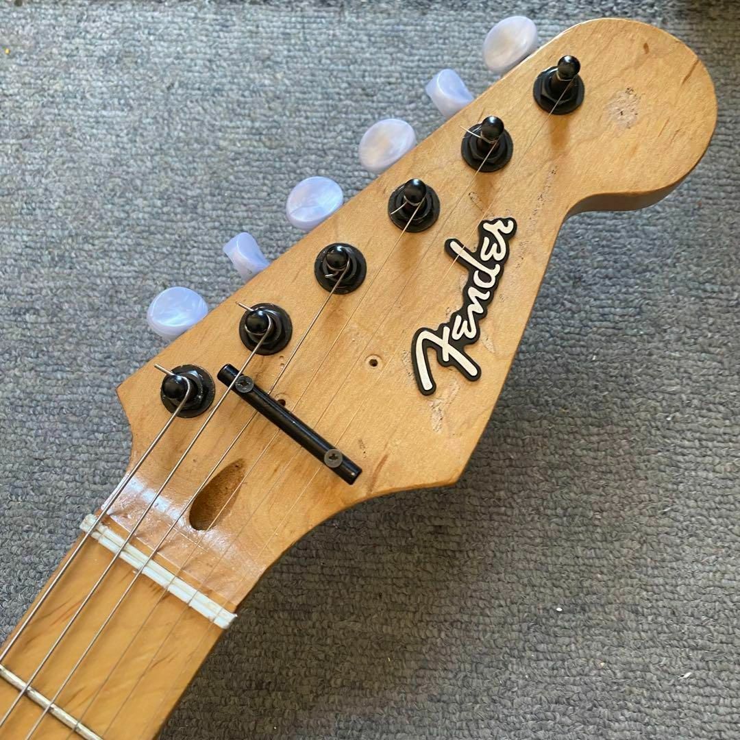 ジミヘンドリックスサイケペイントストラトキャスター！奇抜なデザイン