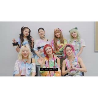 xg - XG xg Cropped Hoodie Mサイズ パーカーの通販 by Asayuki'shop