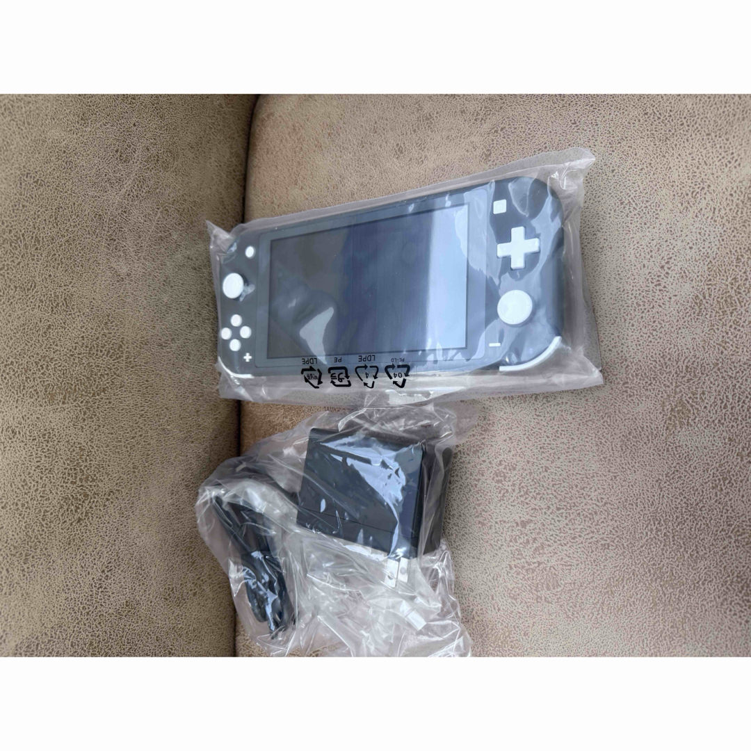 Nintendo Switch - ⭐︎Nintendo Switch Liteグレー 未使用⭐︎の通販