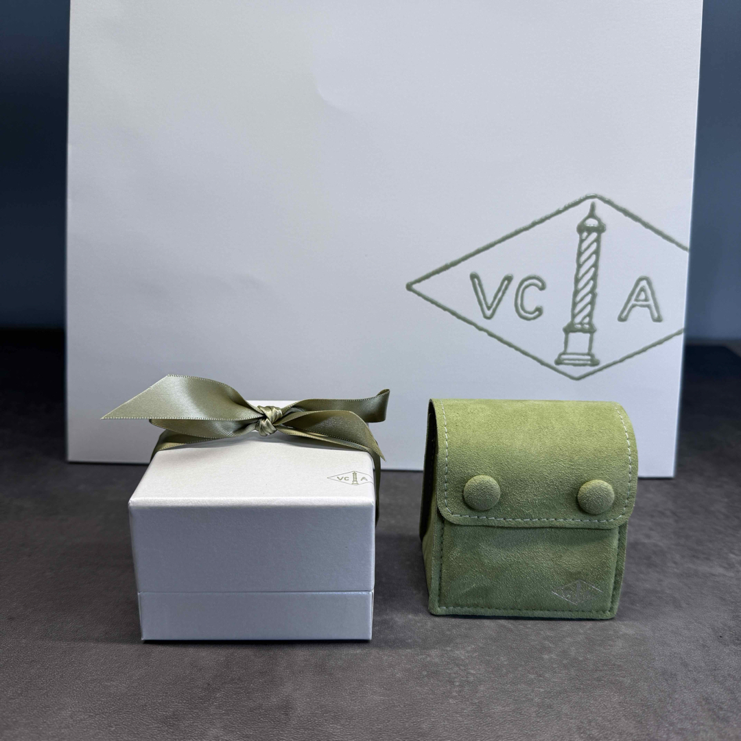 Jumさま専用 Van Cleef & Arpels ギフトボックス ギフト袋 Jumさま専用