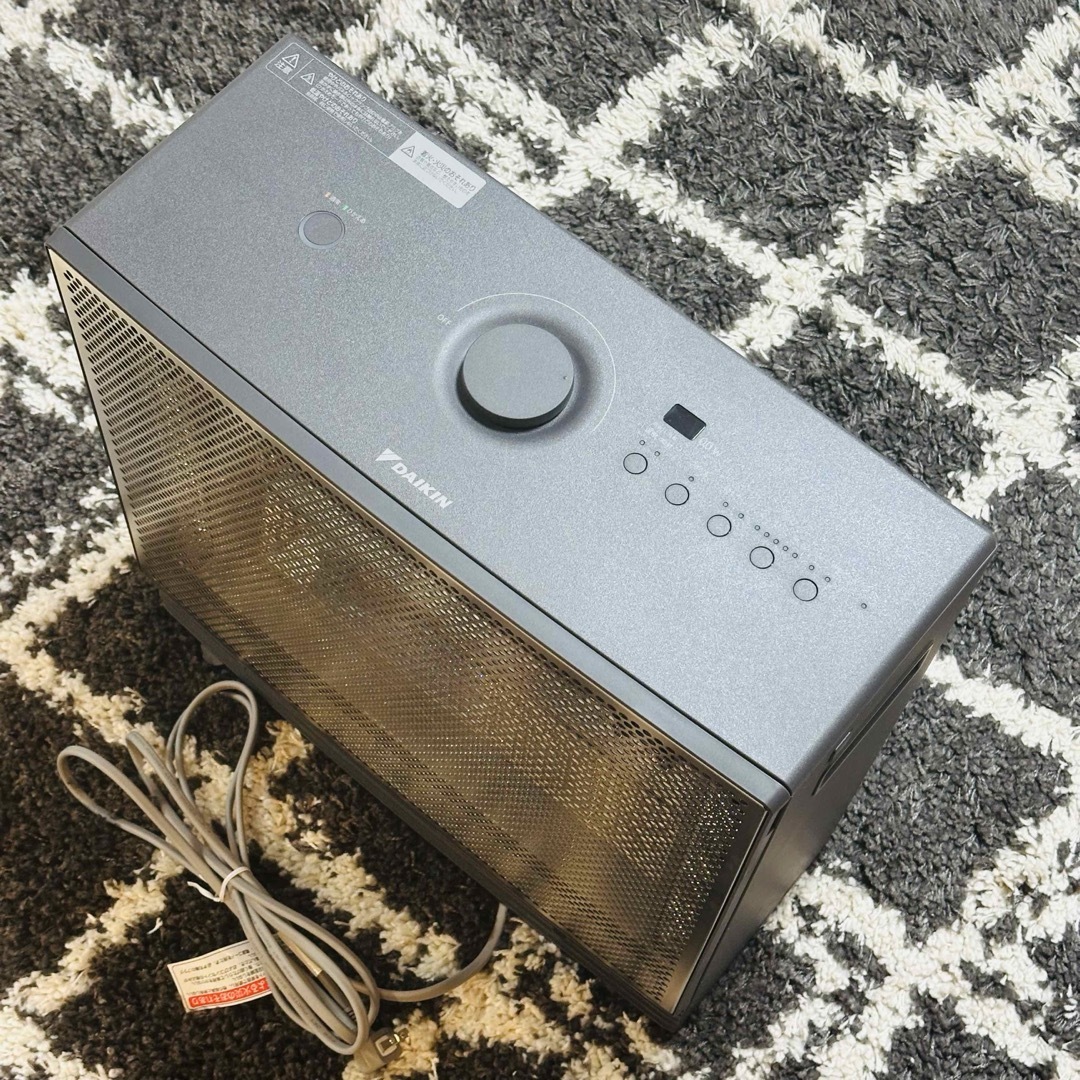 展示品 DAIKIN ハイブリッドセラムヒート WRH134ASH ダークグレー