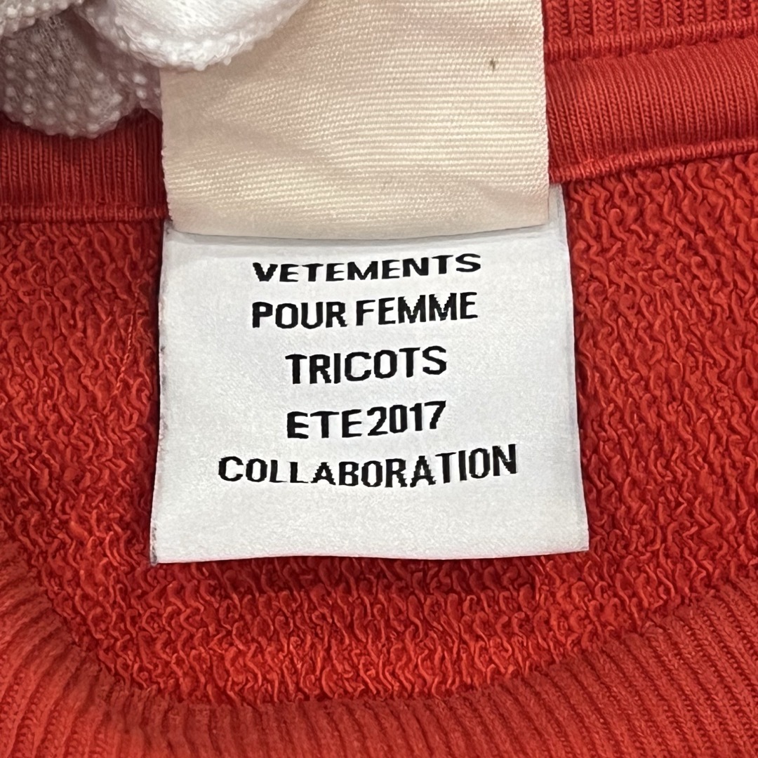 VETEMENTS - VETEMENTS Champion CUT OUT SWEATSHIRTの通販 by BUNECT