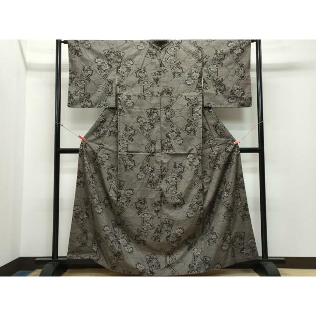 平和屋着物○本場大島紬 7マルキ 泥染め 冊子花文 正絹 逸品