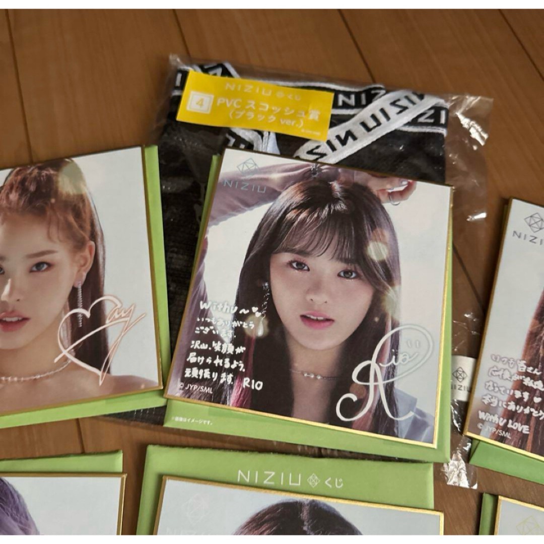 NiziU - NiziU 1番くじコンプリートセット おまけ付きの通販 by すぬー