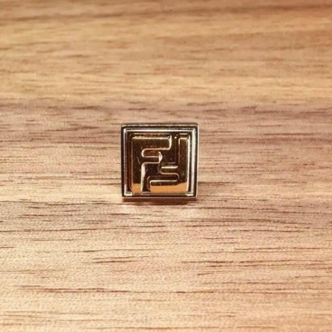 FENDI - FENDI フェンディ FF ズッカ 片耳用 ピアスの通販 by SAI's