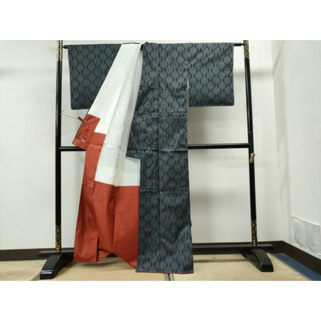 平和屋着物○本場大島紬 7マルキ 幾何学文様 高島屋扱い 正絹 逸品 未